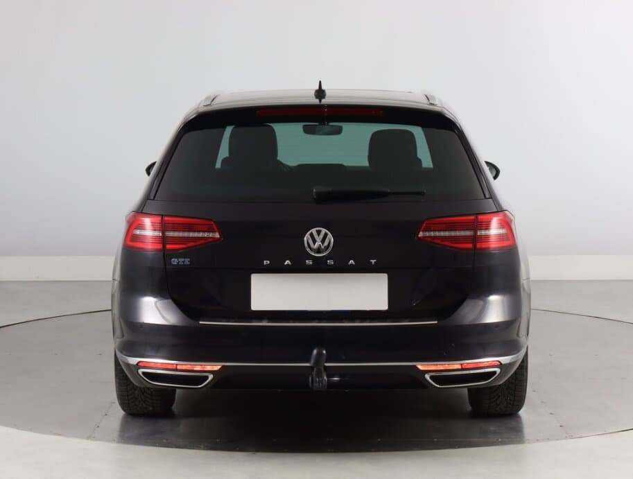 2015 Volkswagen PASSAT - 6