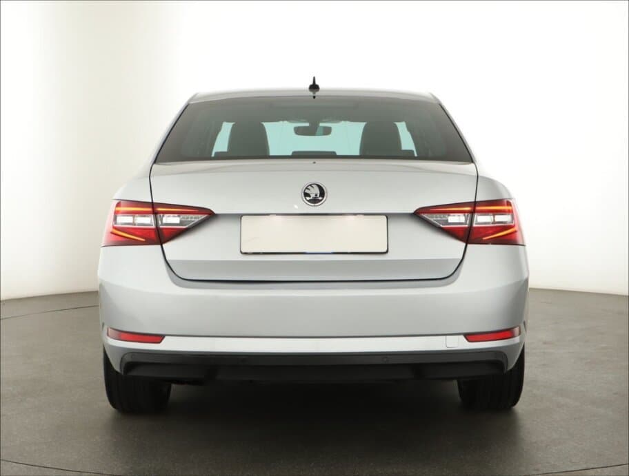 2017 Škoda SUPERB - 6