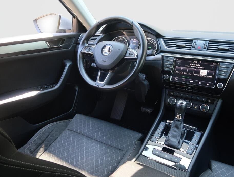 2016 Škoda SUPERB - 9