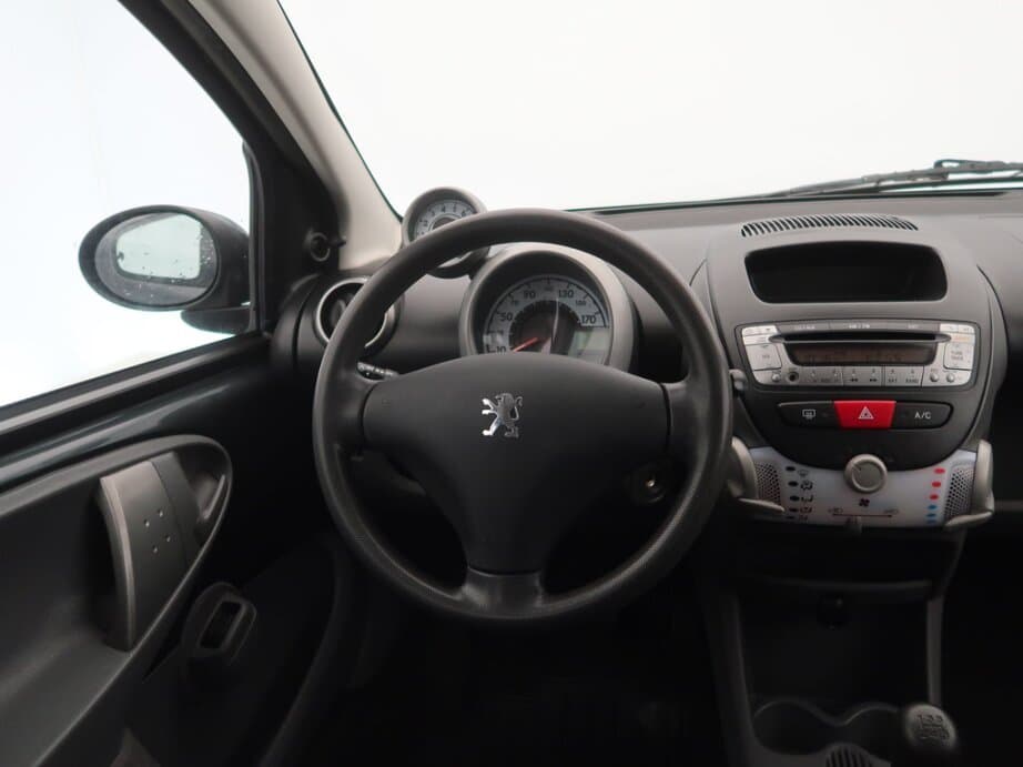 2010 Peugeot 107 - 9