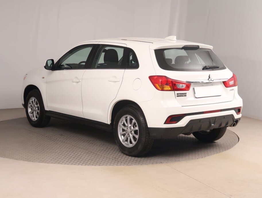 2018 Mitsubishi ASX - 5