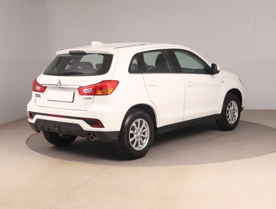 2018 Mitsubishi ASX - 7