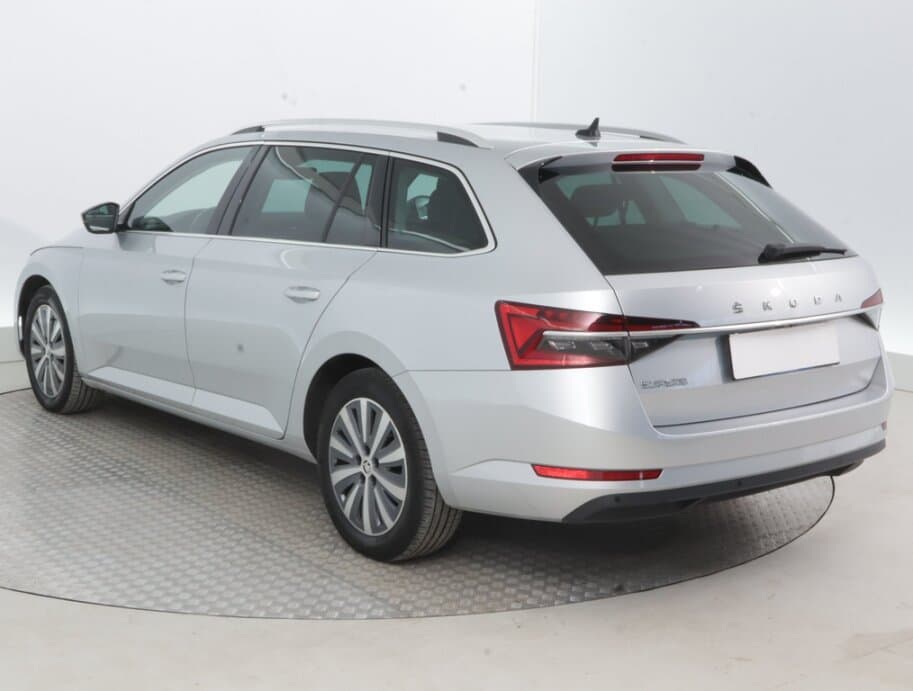 2022 Škoda SUPERB - 5