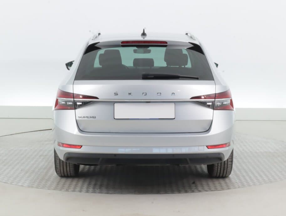 2022 Škoda SUPERB - 6