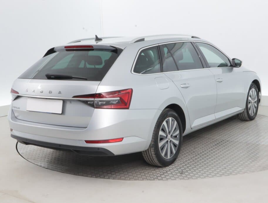 2022 Škoda SUPERB - 7