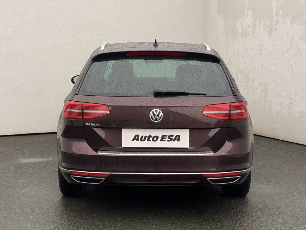 2015 Volkswagen PASSAT - 5
