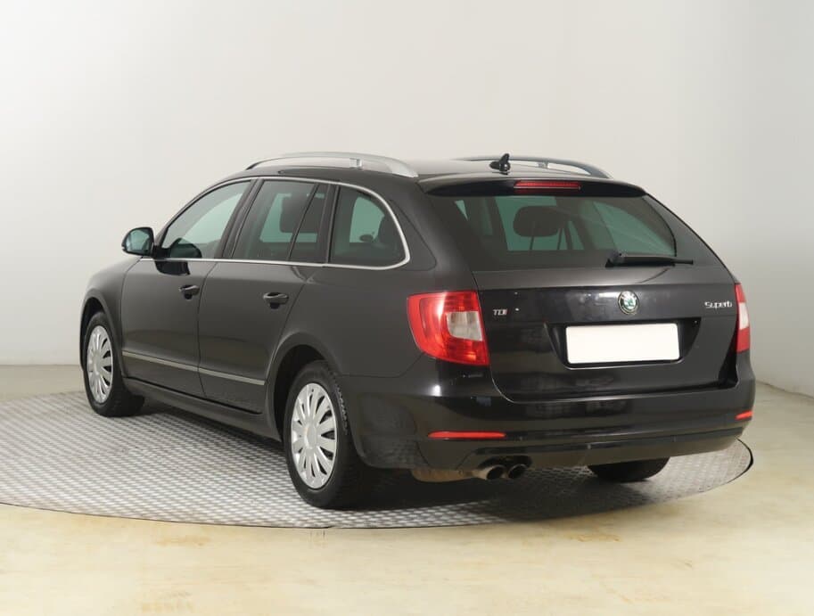 2012 Škoda SUPERB - 5