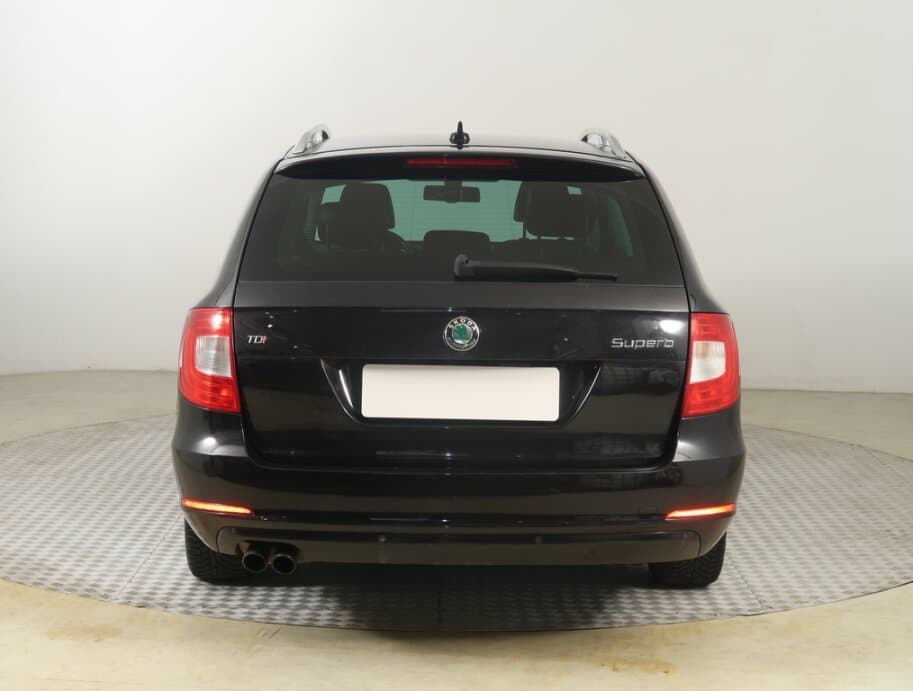 2012 Škoda SUPERB - 6