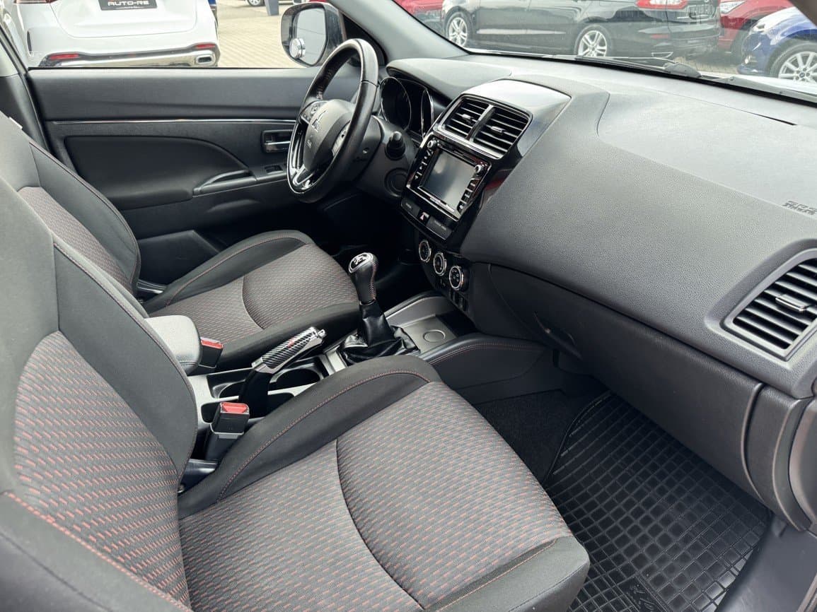 2018 Mitsubishi Asx - 15