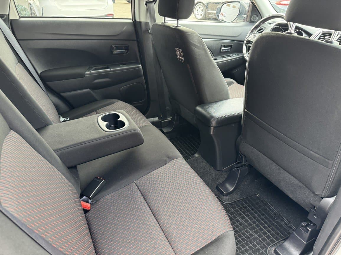 2018 Mitsubishi Asx - 19