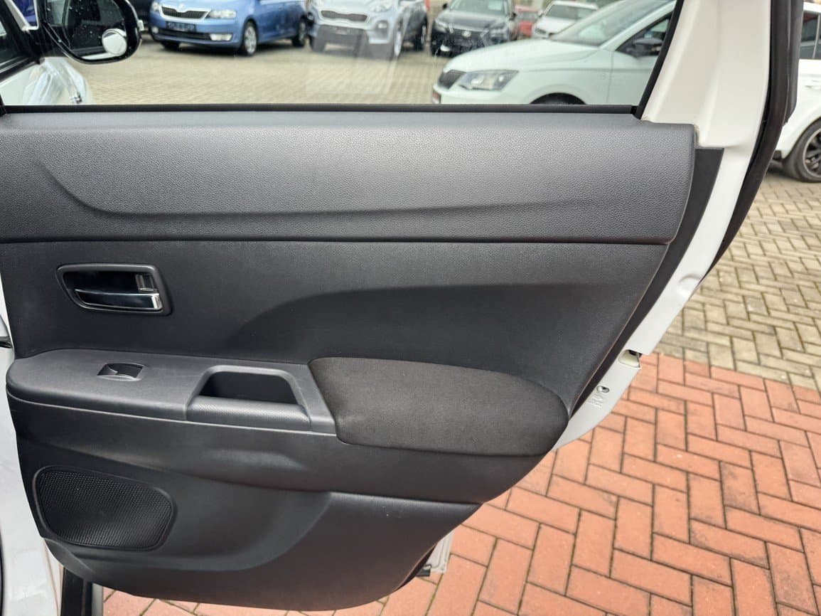 2018 Mitsubishi Asx - 20