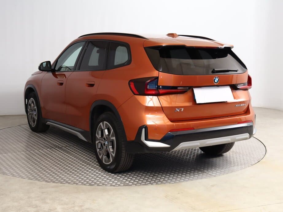 2023 BMW X1 - 5