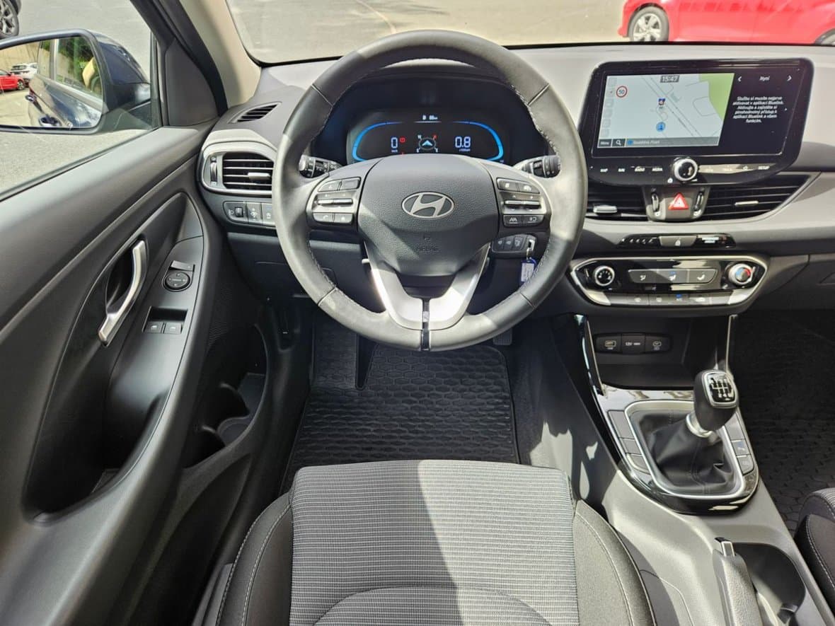 2025 Hyundai i30 - 11