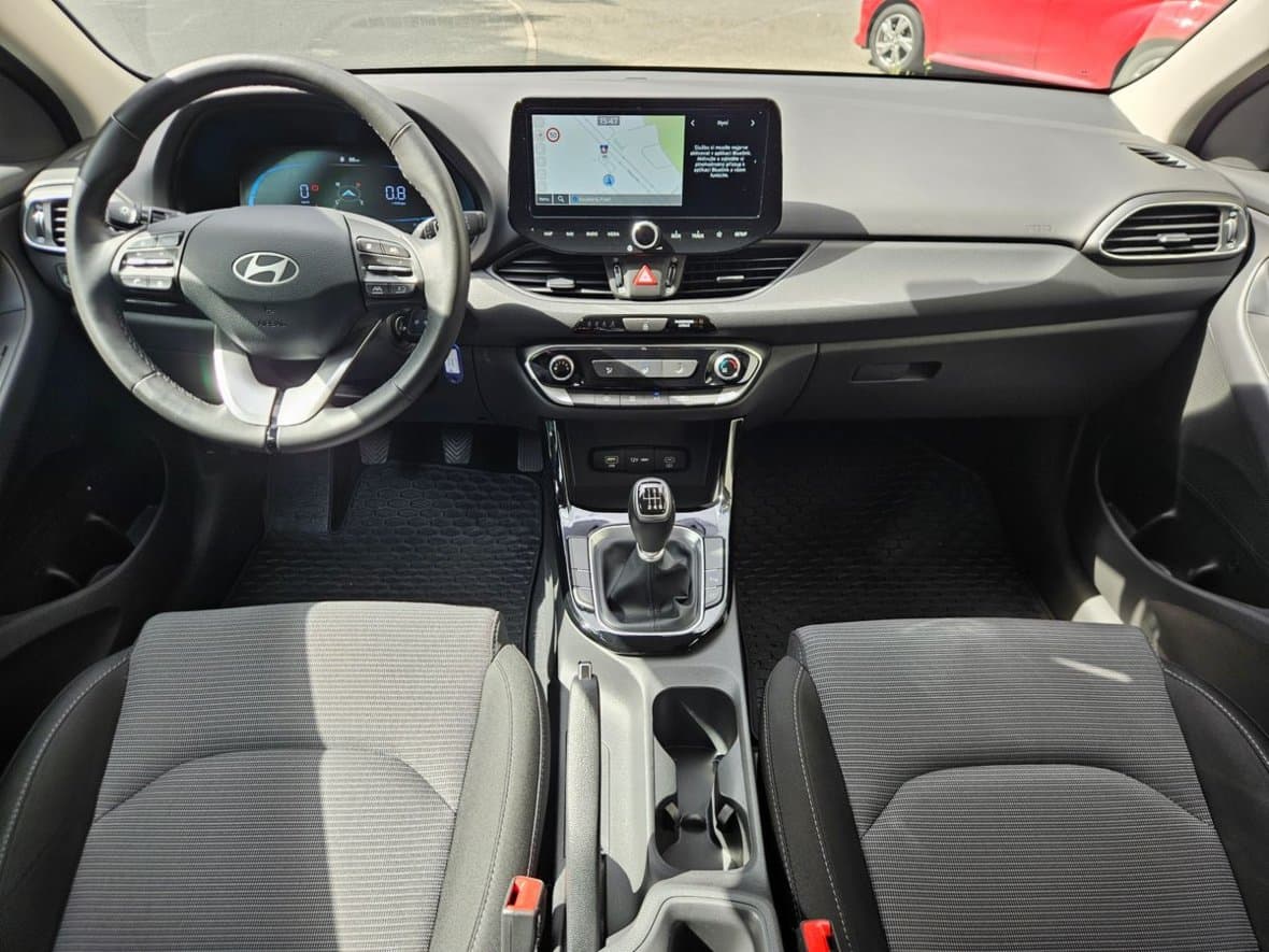 2025 Hyundai i30 - 12