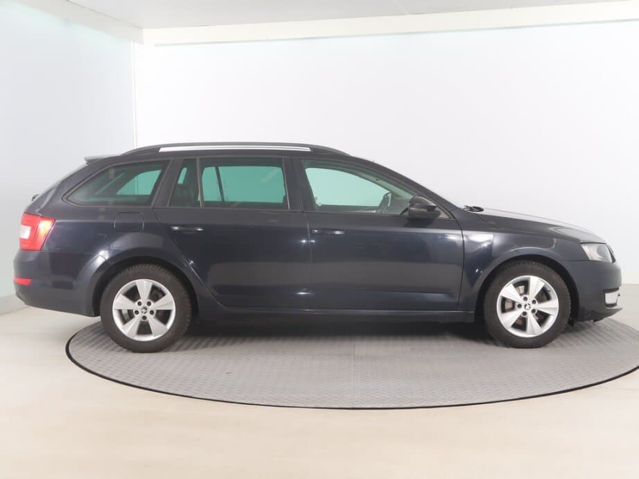 2014 Škoda OCTAVIA - 8