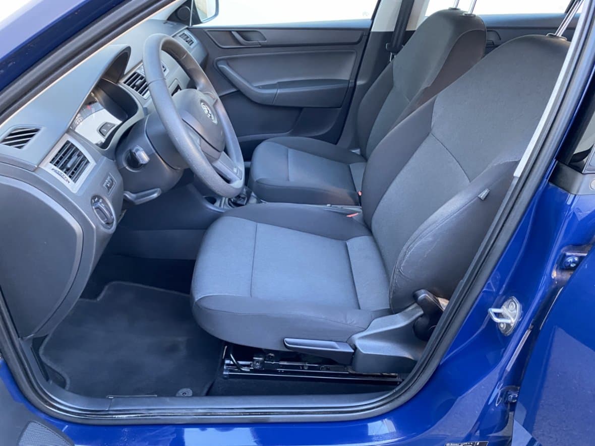 2013 Škoda RAPID - 9