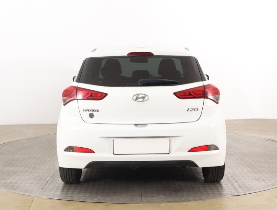 2016 Hyundai i20 - 6