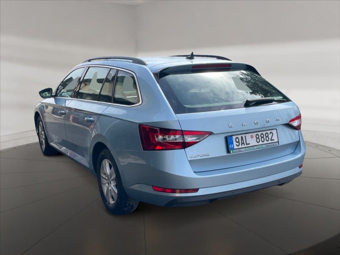 2022 Škoda SUPERB - 4