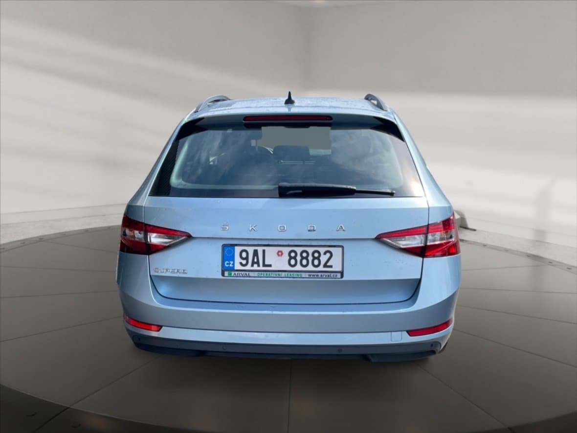 2022 Škoda SUPERB - 5