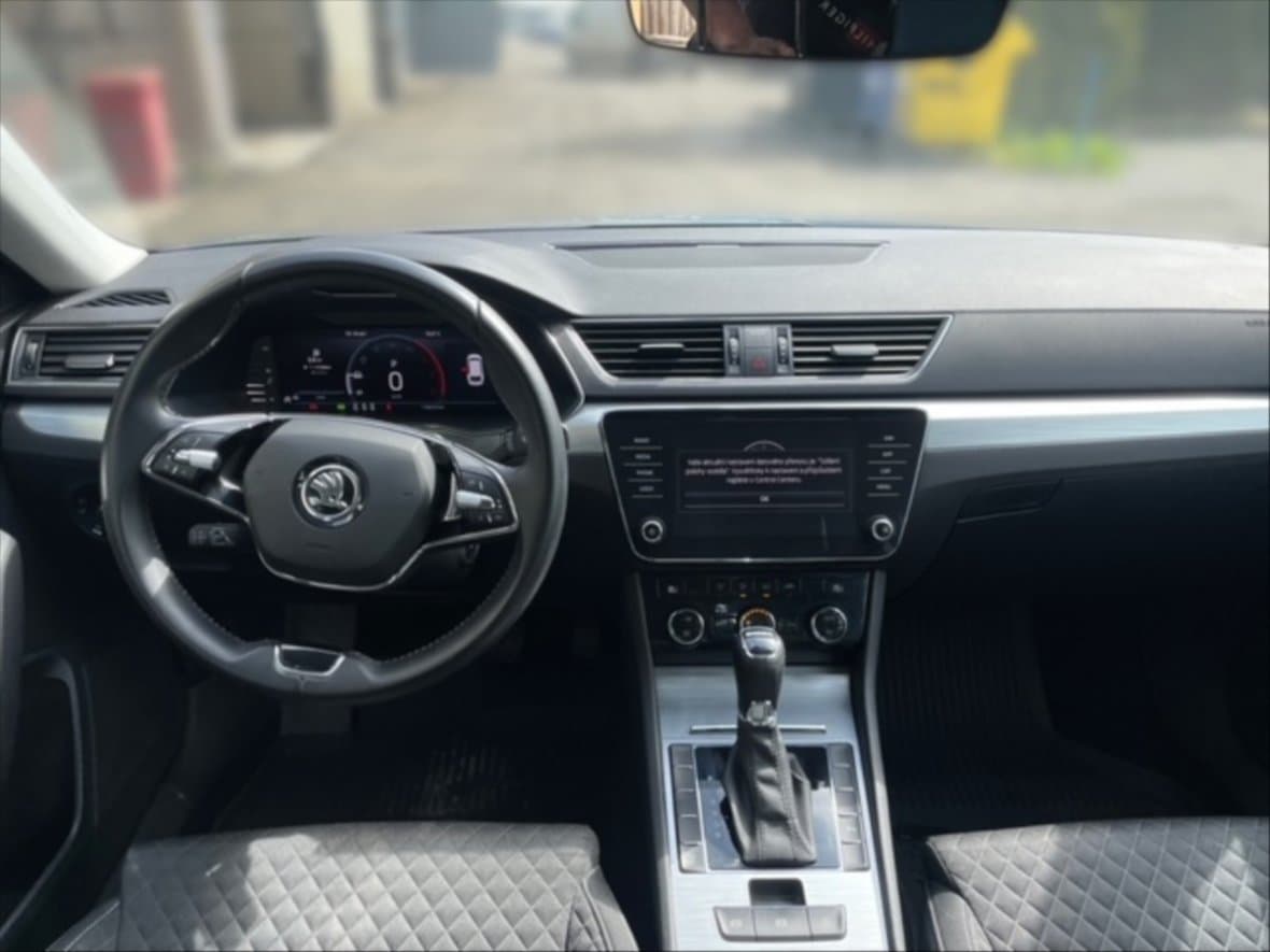 2022 Škoda SUPERB - 9