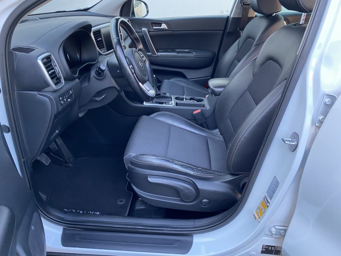 2019 Kia SPORTAGE - 9
