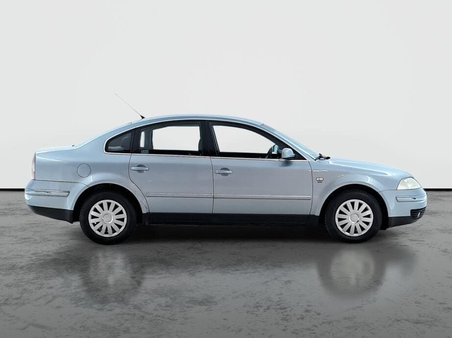 2002 Volkswagen PASSAT - 8