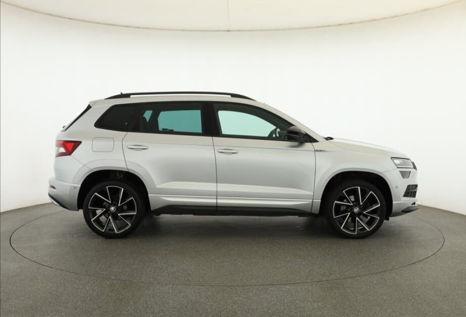 2020 Škoda KAROQ - 8