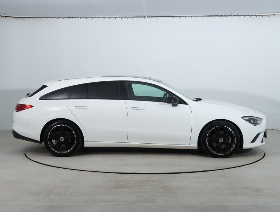 2021 Mercedes-Benz CLA - 8