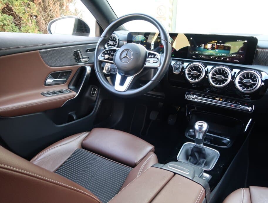 2021 Mercedes-Benz CLA - 9