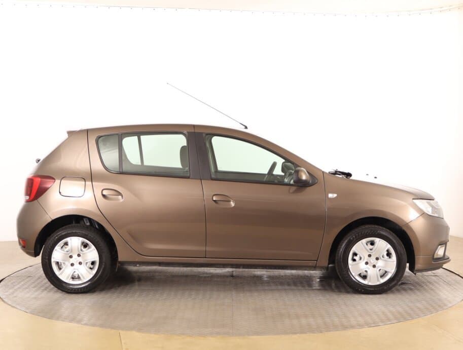 2019 Dacia SANDERO - 8