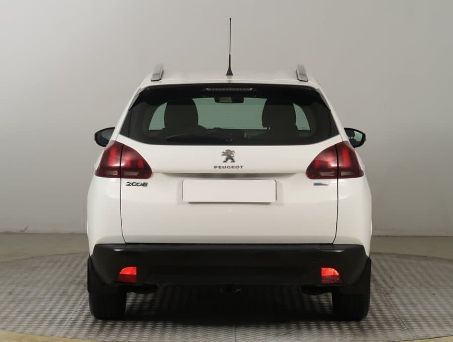 2017 Peugeot 2008 - 6