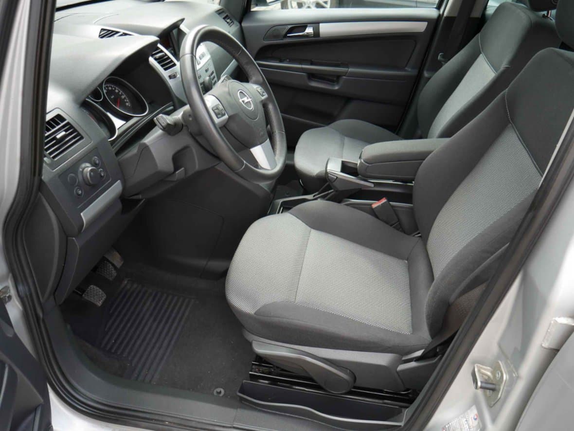2012 Opel ZAFIRA - 9