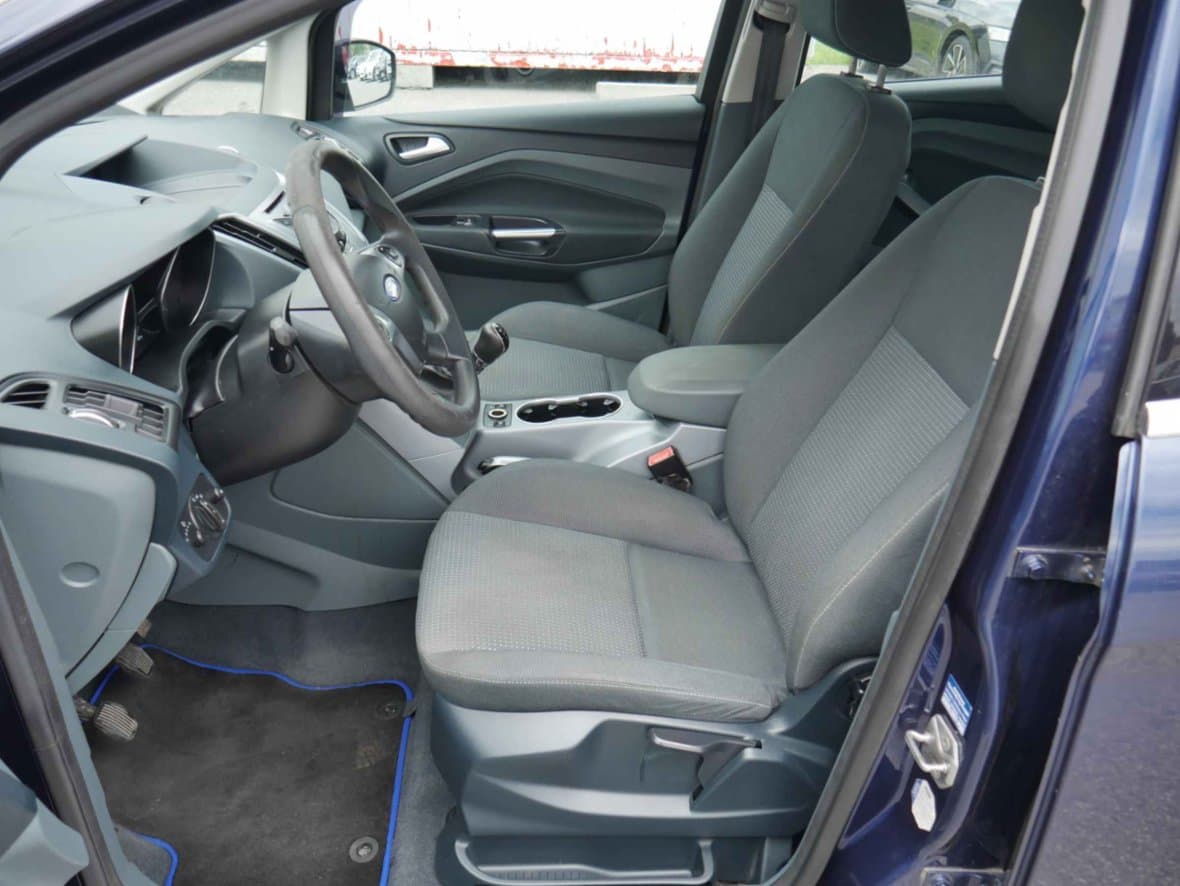 2011 Ford C-MAX - 9
