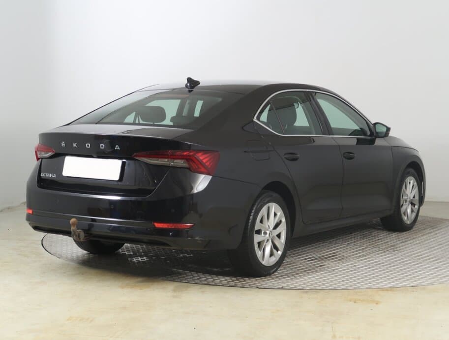 2021 Škoda Octavia - 7