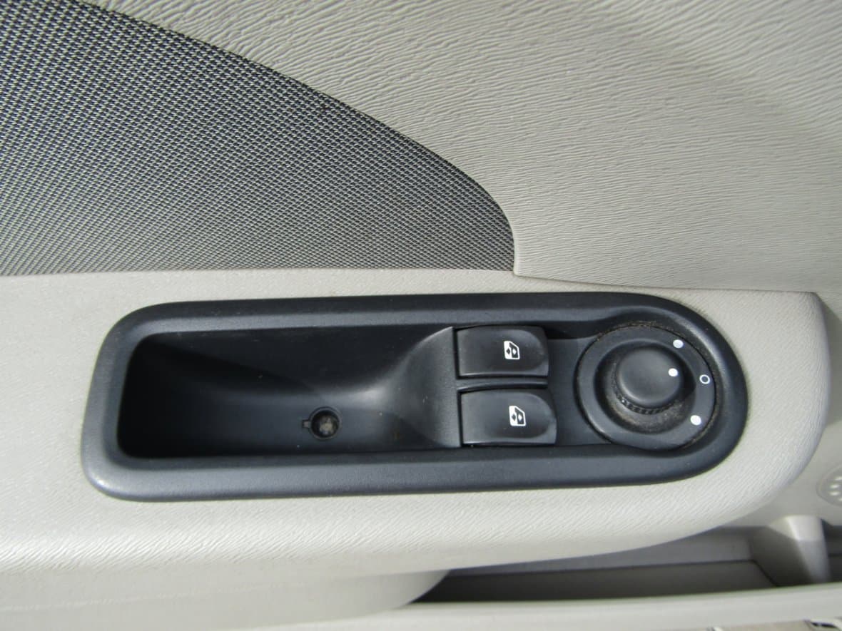2008 Renault TWINGO - 11