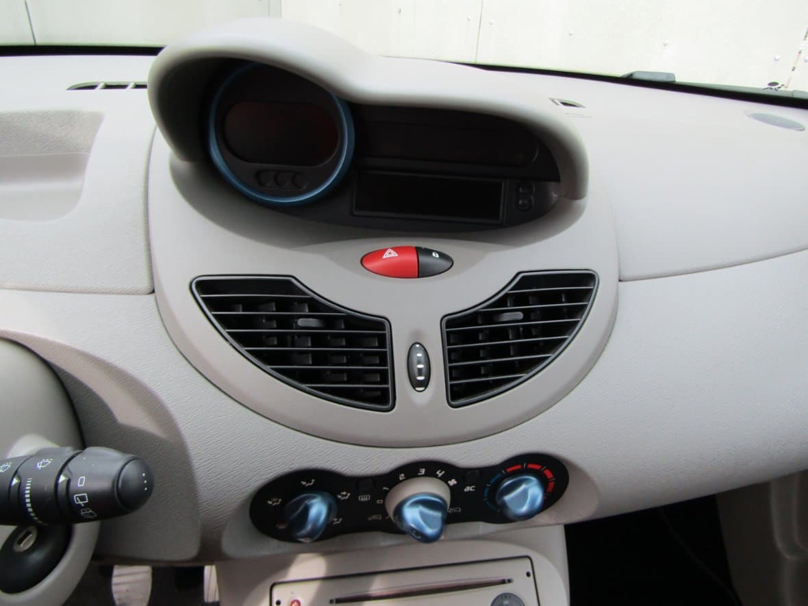 2008 Renault TWINGO - 12