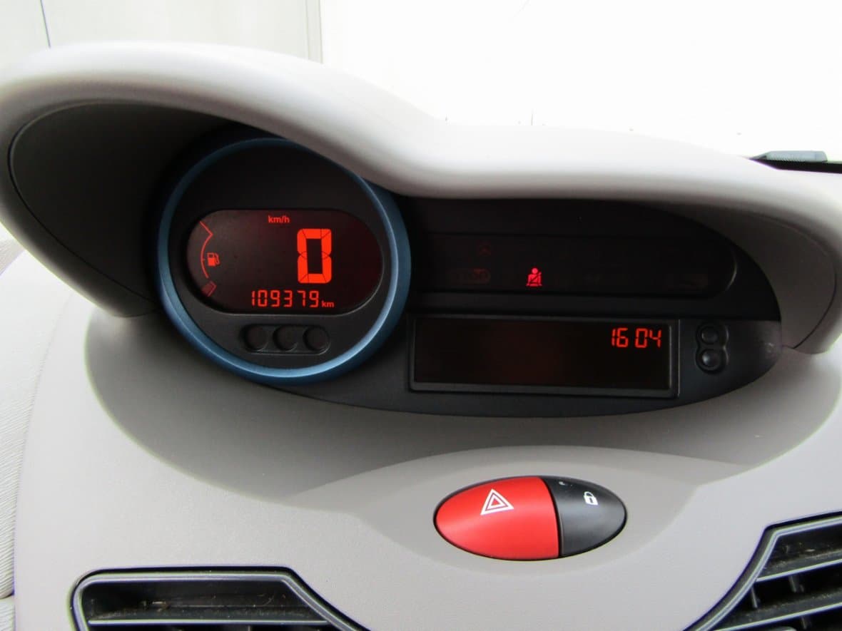 2008 Renault TWINGO - 14