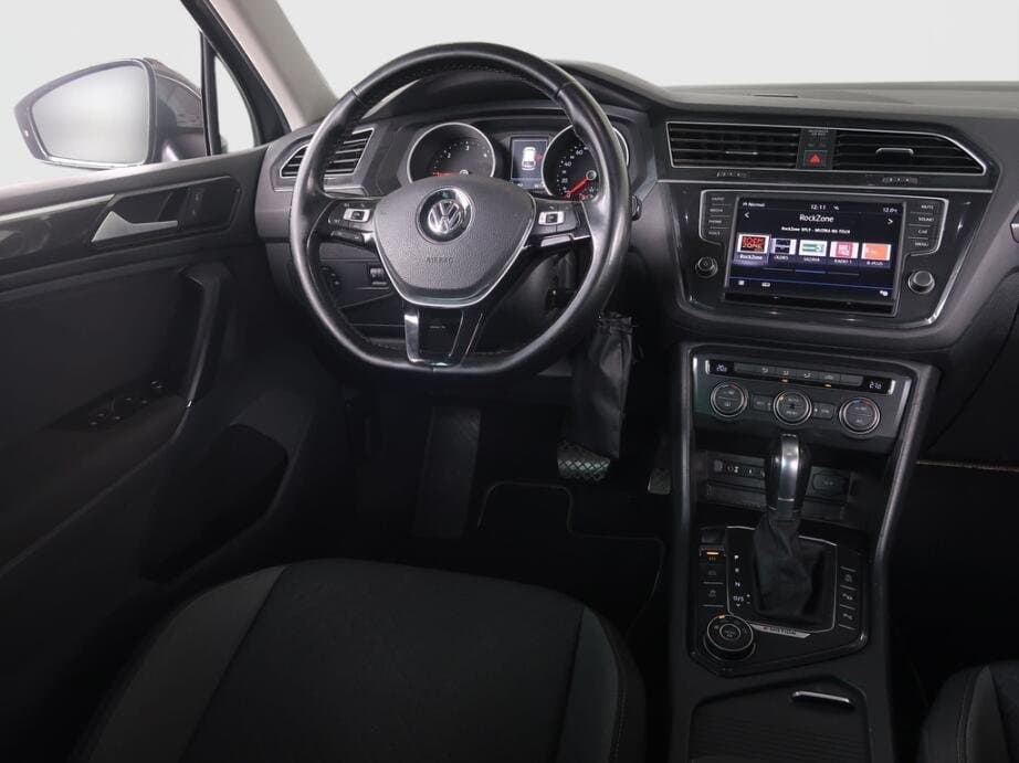 2017 Volkswagen TIGUAN - 9