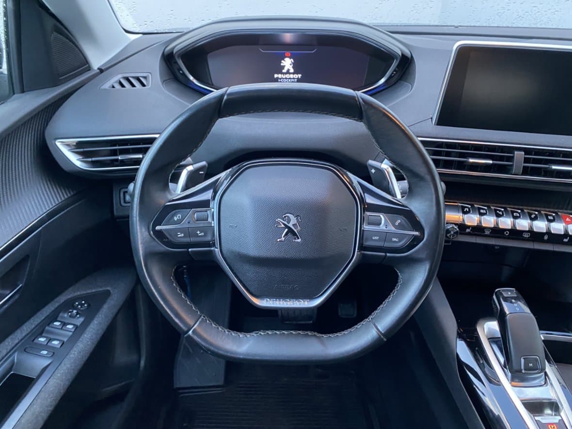 2018 Peugeot 3008 - 11
