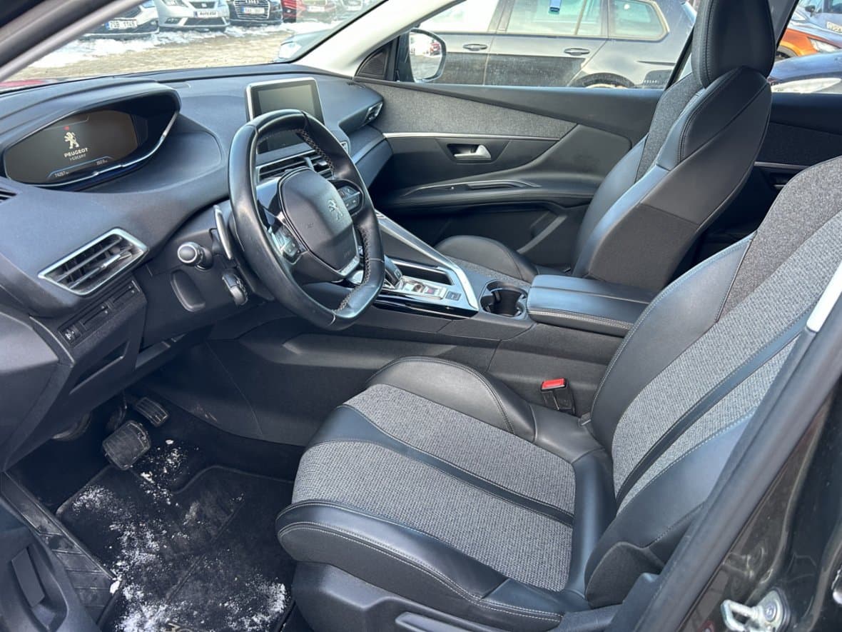 2018 Peugeot 3008 - 10