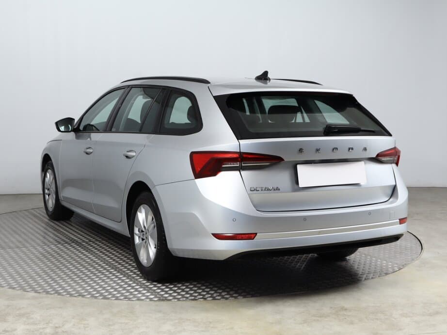 2022 Škoda OCTAVIA - 5