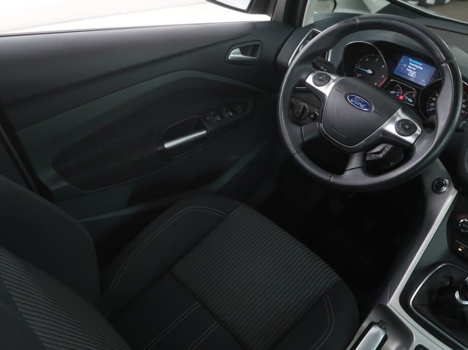 2011 Ford C-MAX - 9