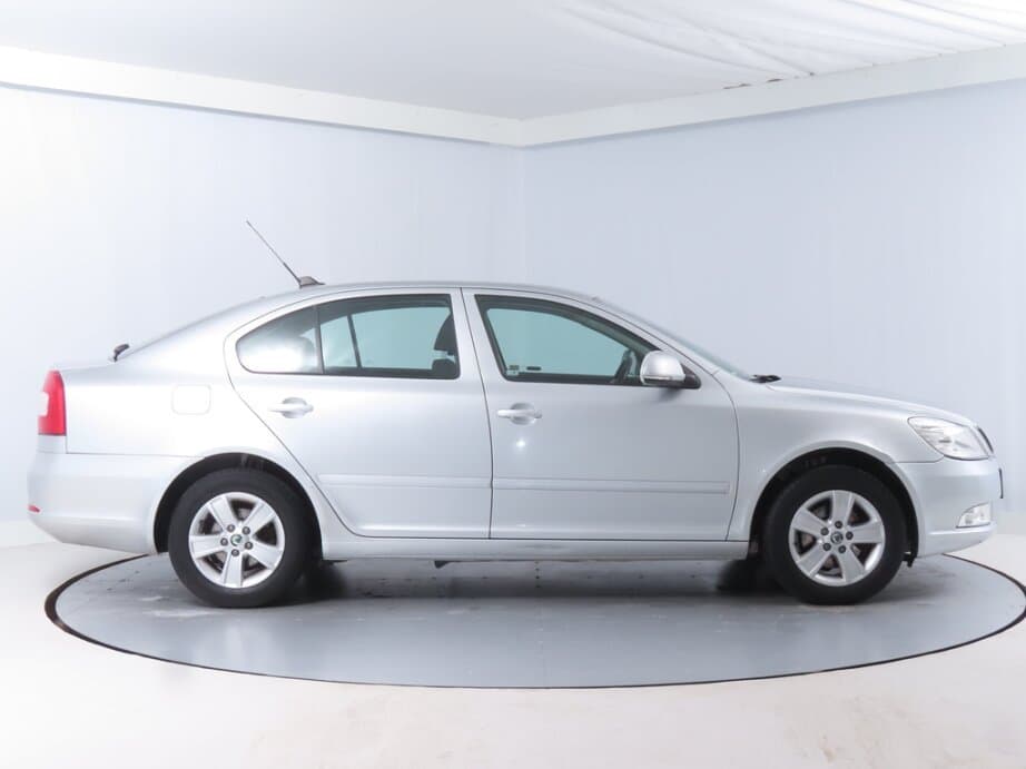 2010 Škoda OCTAVIA - 8