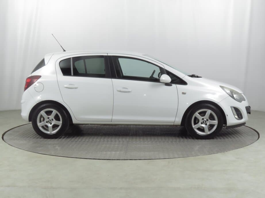 2013 Opel CORSA - 8