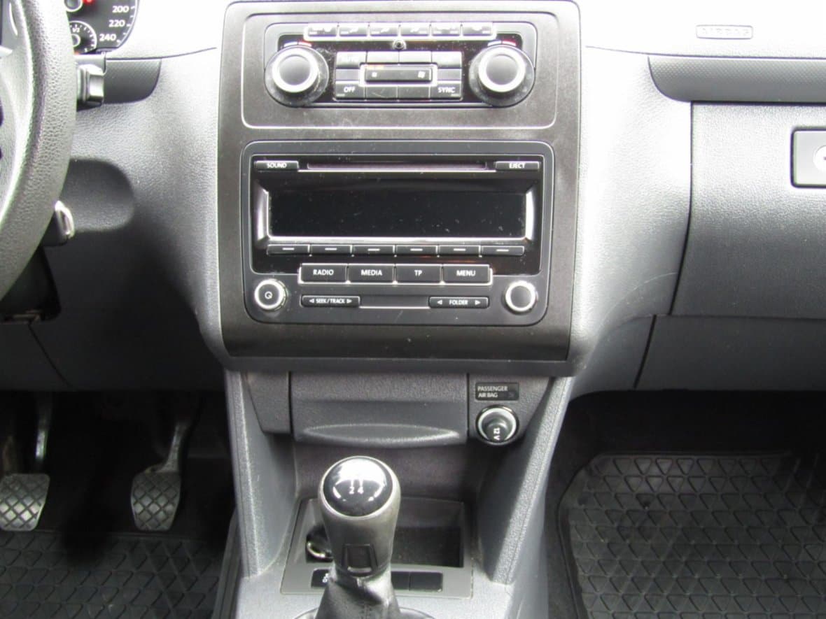 2013 Volkswagen Caddy - 17