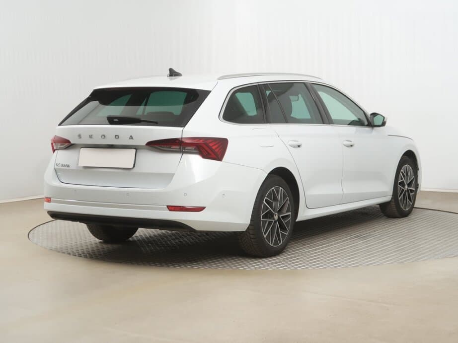 2022 Škoda OCTAVIA - 7
