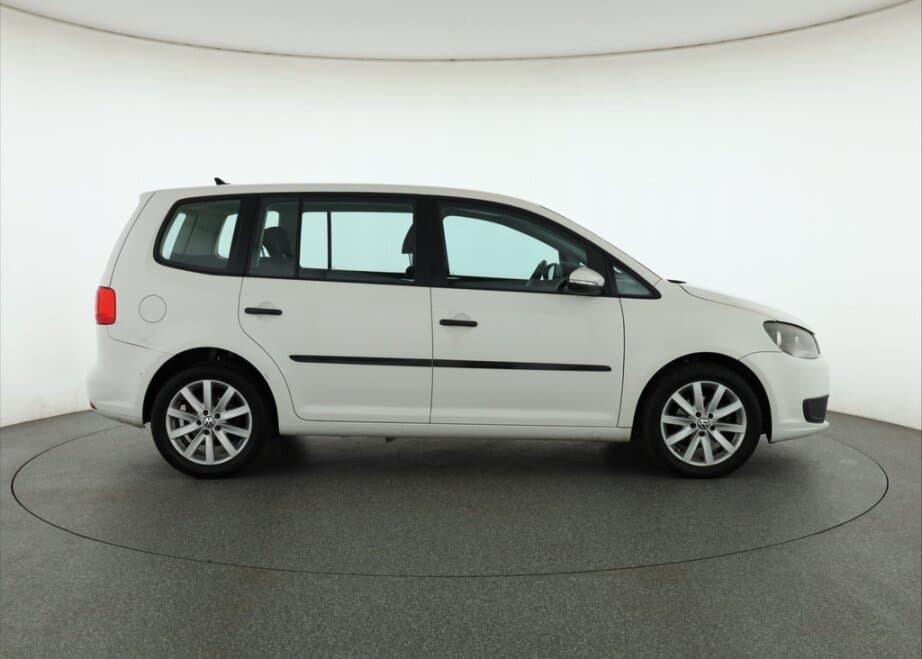 2011 Volkswagen TOURAN - 8