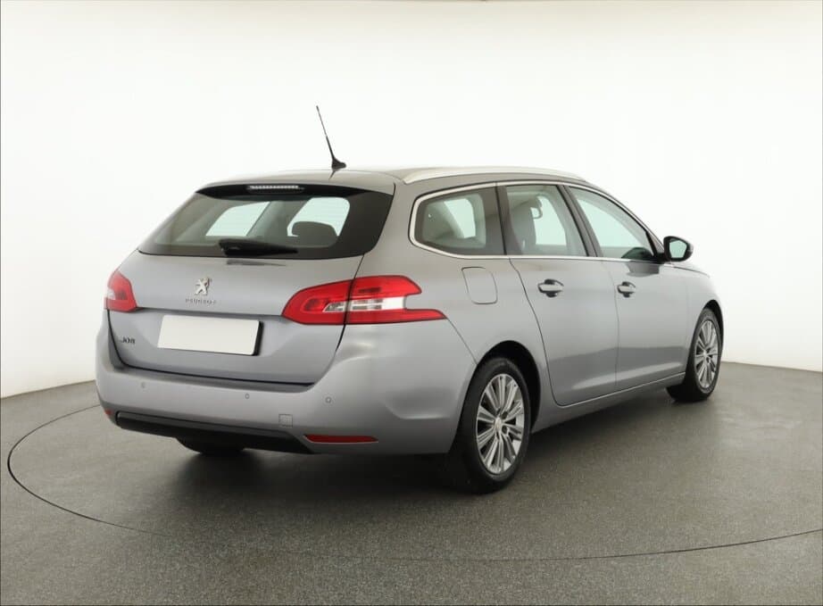 2017 Peugeot 308 - 7