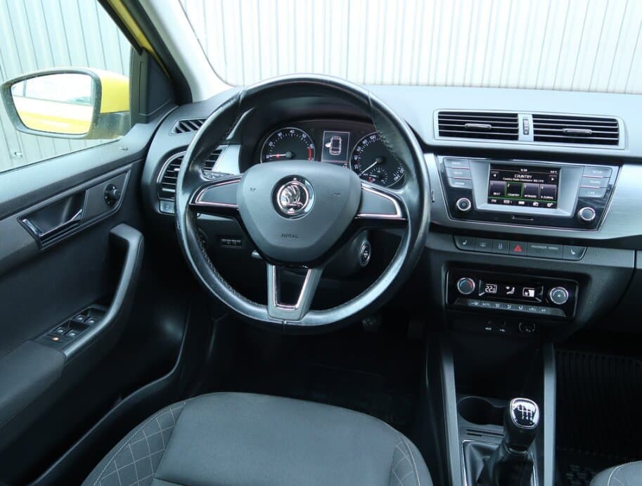2018 Škoda FABIA - 9