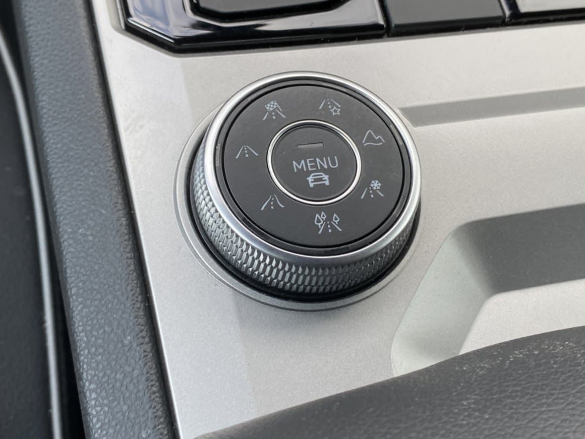 2021 Volkswagen TOUAREG - 17
